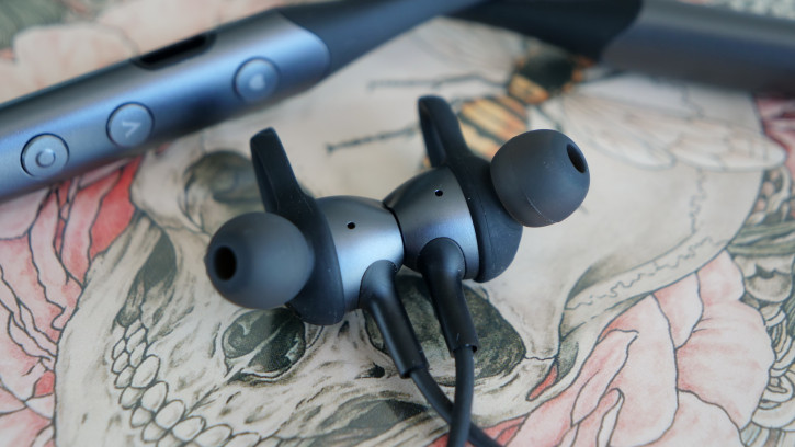  Vivo Wireless Sport Earphones: LDAC  