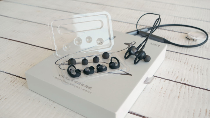  Vivo Wireless Sport Earphones: LDAC  