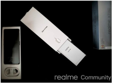   Realme X7 Max    