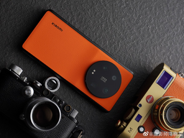 Новые расцветки Xiaomi 13 Ultra во всей красе на студийных фото