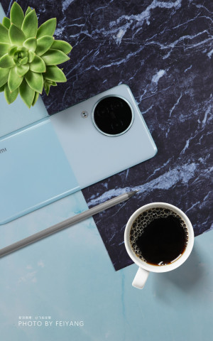 Xiaomi Civi 3 красуется на студийных фото во всех расцветах