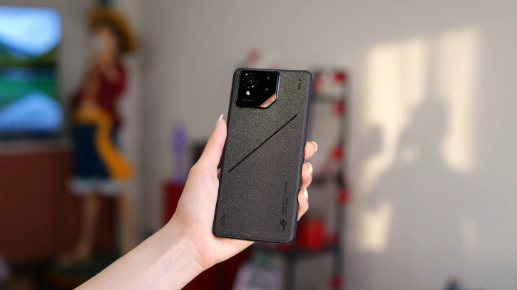 Обзор ASUS ROG Phone 9 Pro: босс игр!