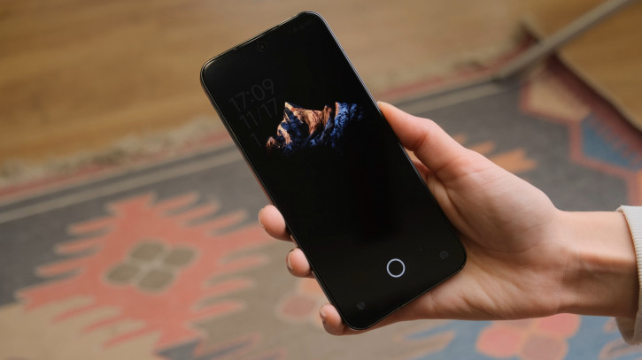 Обзор Xiaomi 15: наконец-то дождались? 