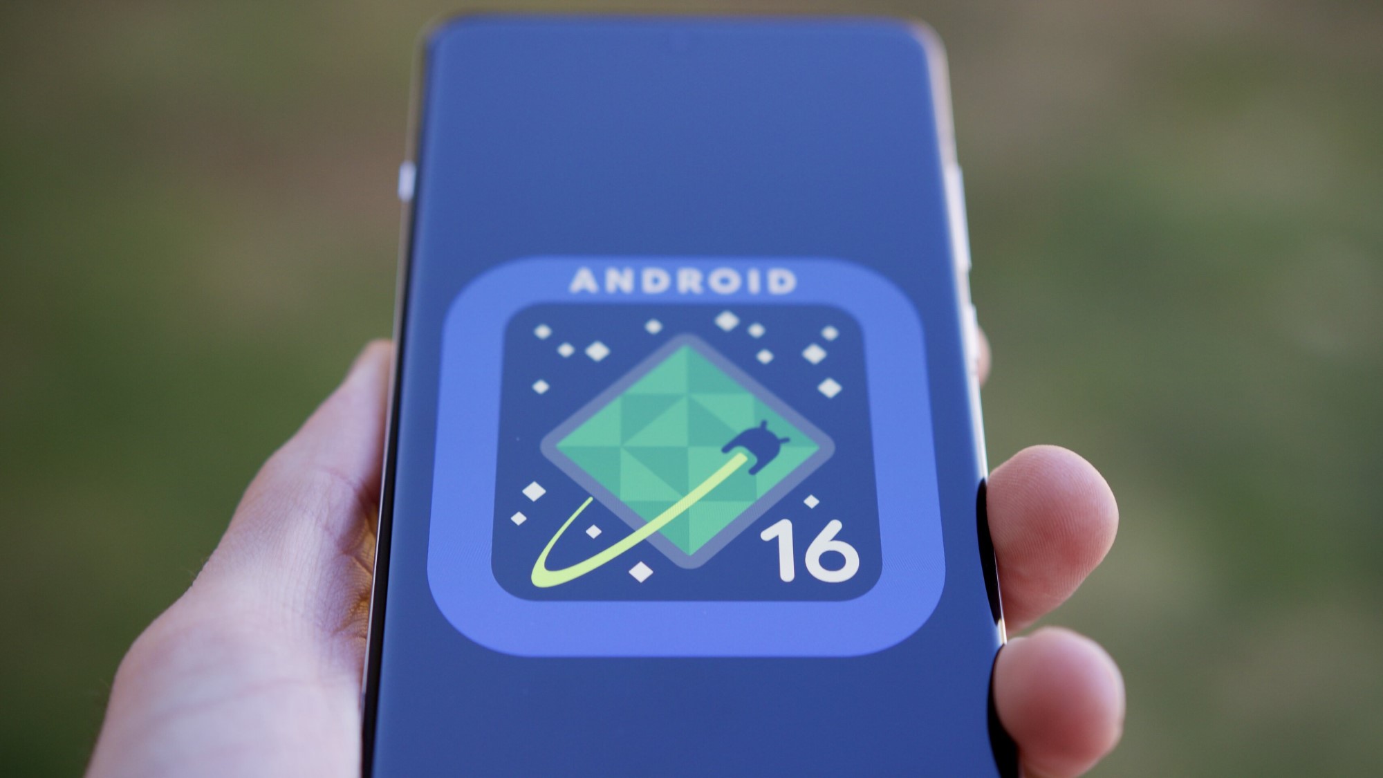 Google назвала месяц выхода Android 16 и указала, когда ждать One UI 8