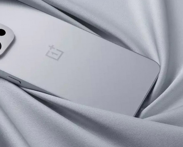    OnePlus 15:   ?