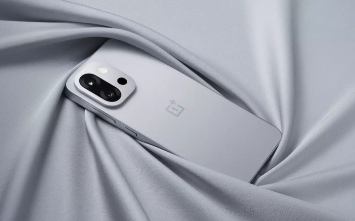    OnePlus 15:   ?