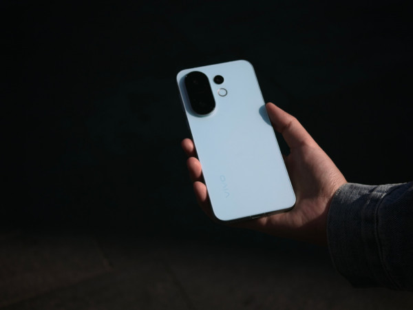 Vivo S30  S30 Pro mini      