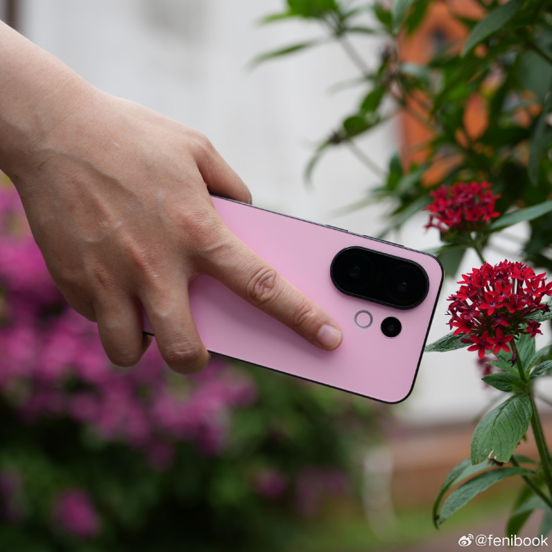Vivo S30  S30 Pro mini      