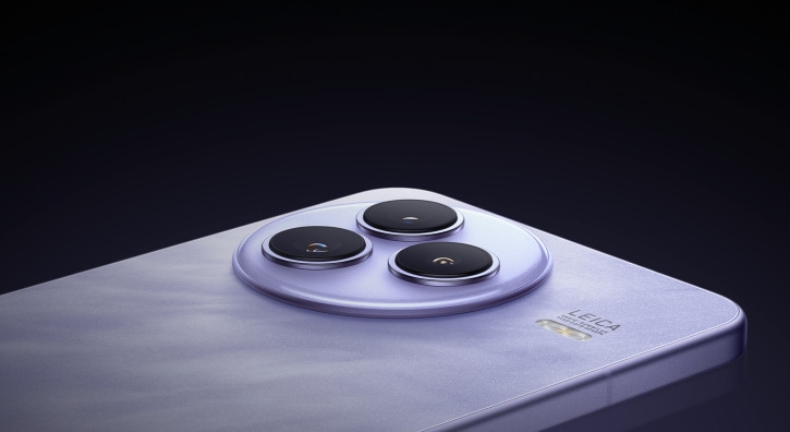  Xiaomi Civi 5 Pro:   Leica  Snapdragon 8s Gen 4