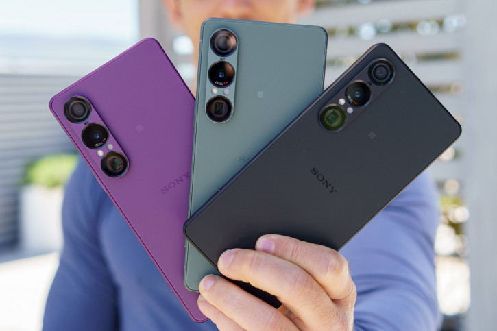Sony Xperia  ?      OEM