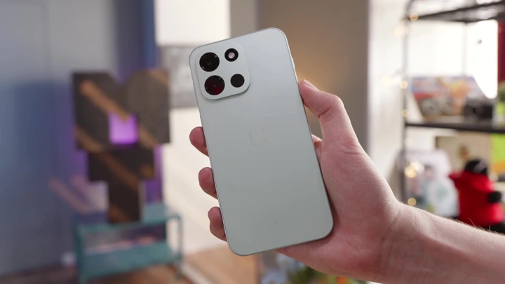 Обзор OnePlus Nord 6: игровой OnePlus за копейки