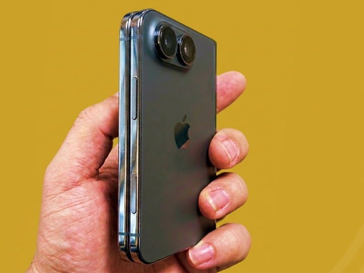 Apple недовольна надёжностью шарнира прототипов iPhone Ultra