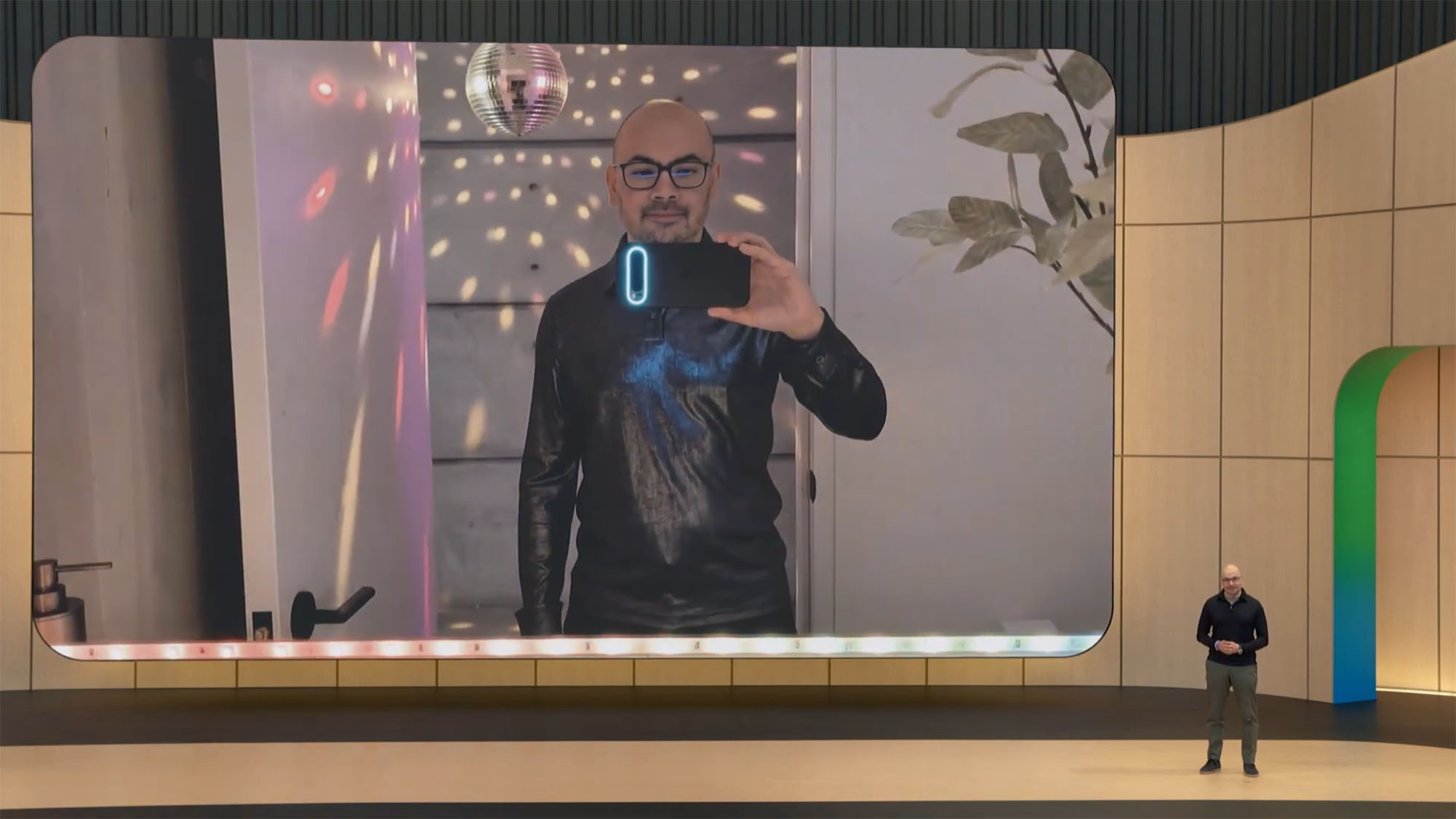 Google показала, как выглядит подсветка Pixel Glow в серии Pixel 11