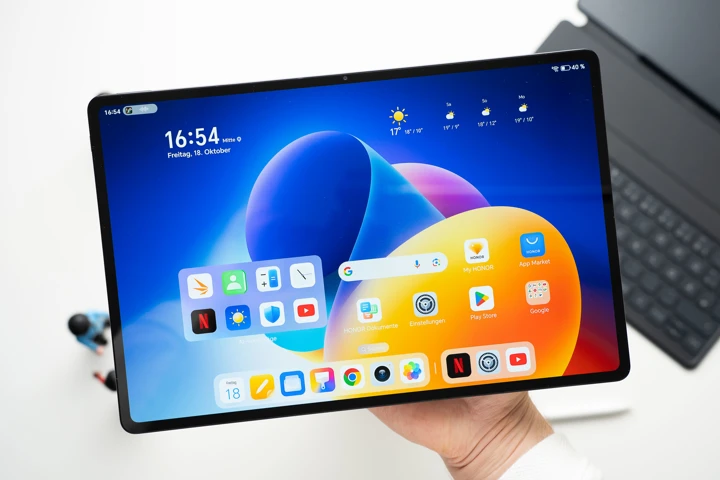 Honor MagicPad 2 с OLED-экраном подешевел ниже 26 000 рублей