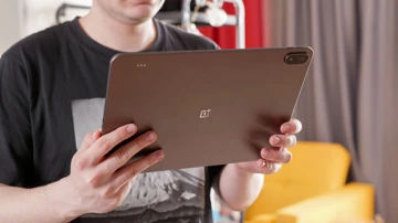 ВИДЕО: обзор OnePlus Pad 4 – синергия мощи и ПО