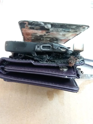 Samsung Galaxy S25 FE взорвался ночью у головы хозяйки
