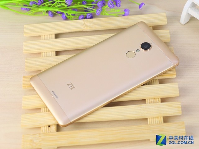    Xiaomi Redmi Note 2 Pro:  LED-?