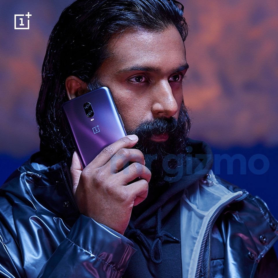 OnePlus 6T в цвете Thunder Purple на пресс-фото