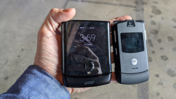     Motorola Razr,    Razr 3