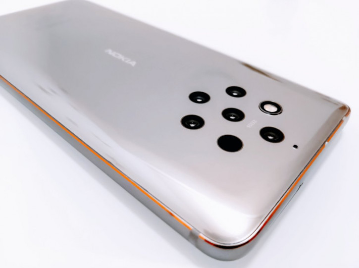  Nokia 9 PureView  -   