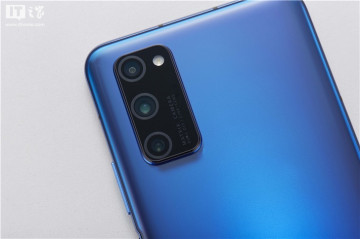 Honor V30      