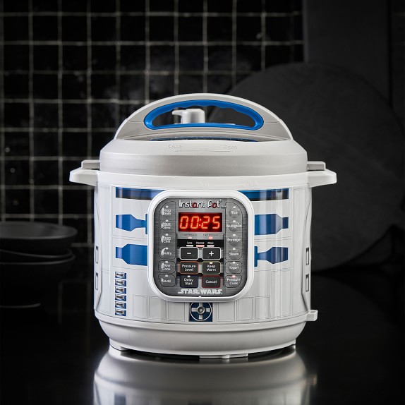  :  R2-D2, BB-8,      Star Wars