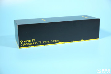 Много живых фото OnePlus 8T Cyberpunk 2077 Edition перед релизом