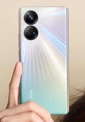 Realme 10 Pro+ во всей красе на официальных фото: Honor 70, ты ли это?