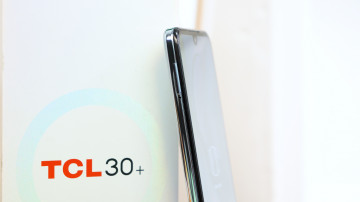  TCL 30+:   