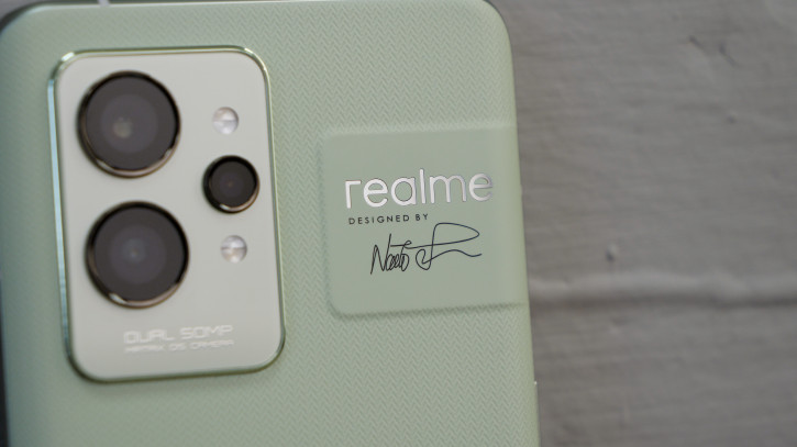 Обзор Realme GT 2 Pro: младший из трёх флагманов