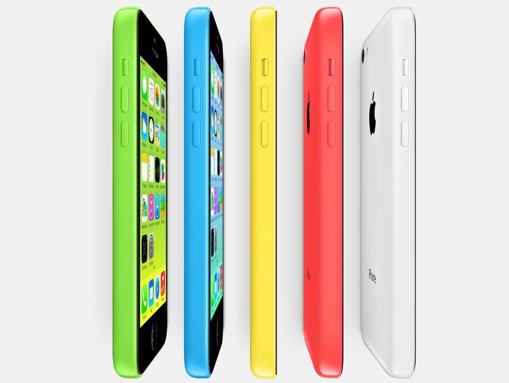 iPhone 15 могут получить дизайн от… пластикового iPhone 5c?