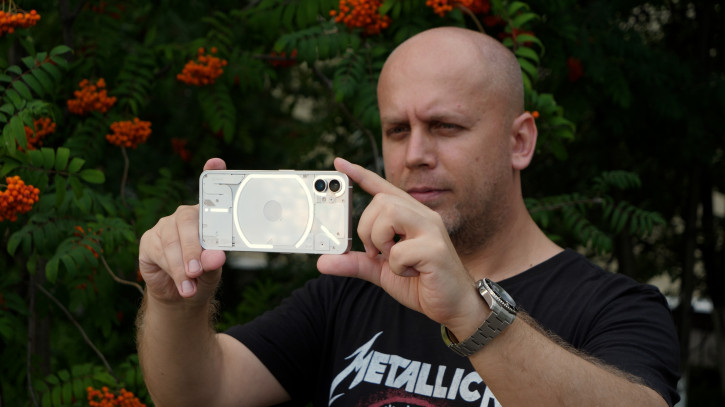  Nothing Phone (1):  !   ?
