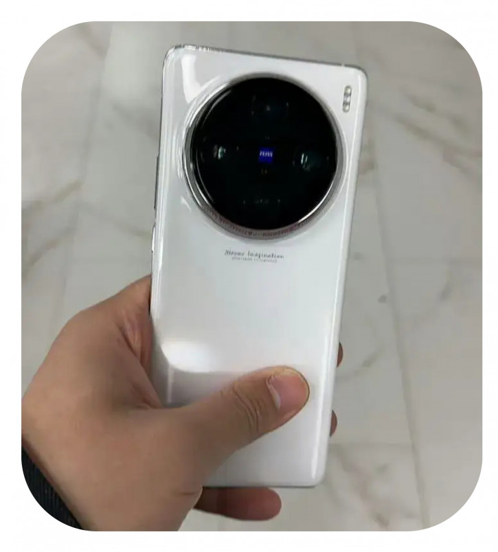 Vivo X100 / X100 Pro          