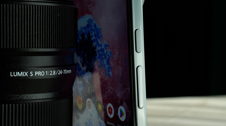  Google Pixel 9 Pro XL: -  