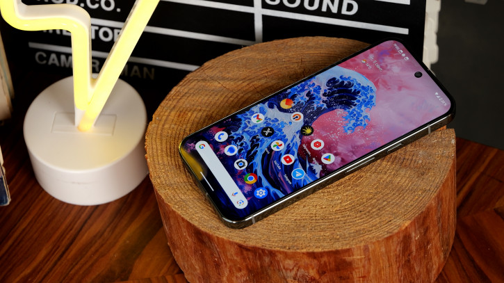  Google Pixel 9 Pro XL: -  