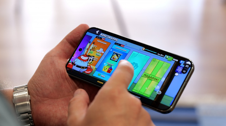  Google Pixel 9 Pro XL: -  