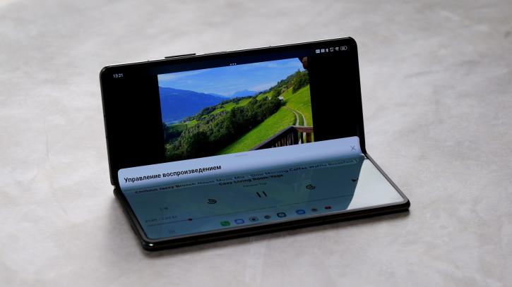  Tecno Phantom V Fold 2:     ()