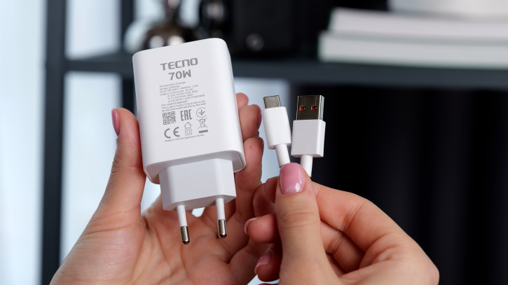  Tecno Phantom V Fold 2:     ()