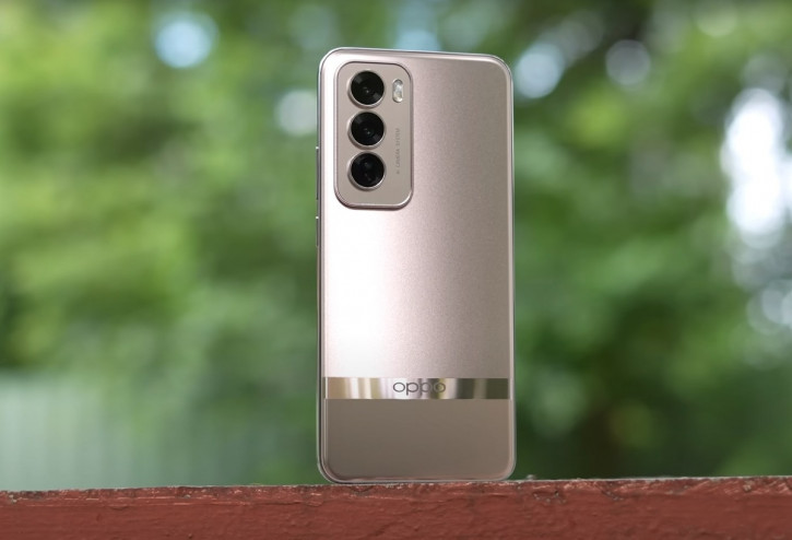    OPPO Reno 13