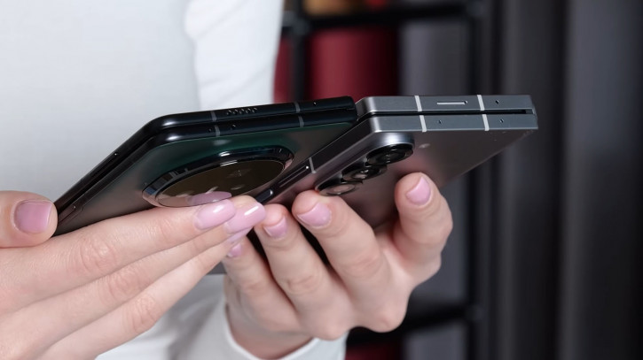 : - Samsung Galaxy Z Fold 6  Honor Magic V3