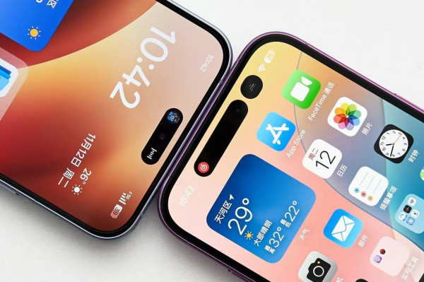 OPPO Reno 13 и 13 Pro во весь рост на шпионском фото