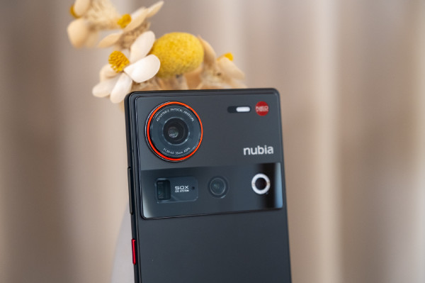 Nubia Z70 Ultra         
