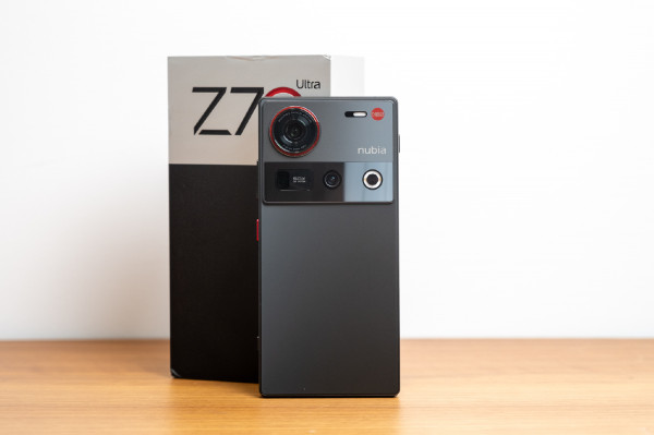 Nubia Z70 Ultra         