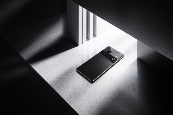 Nubia Z70 Ultra         