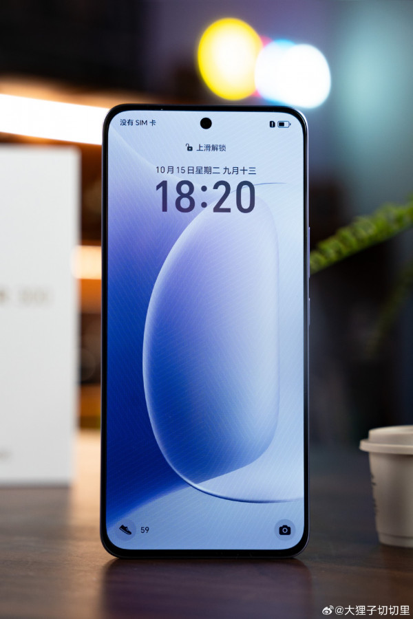 Honor 300 Pro показали на первых живых фото и постерах