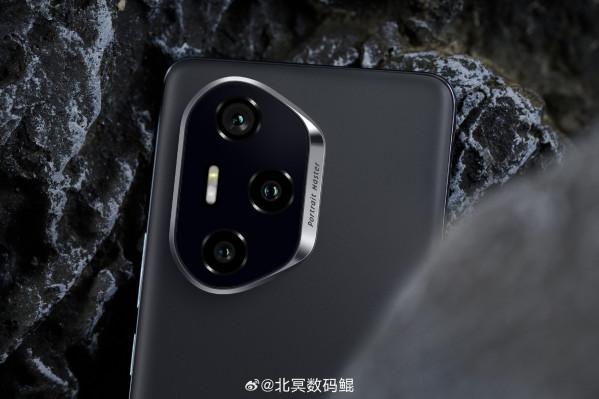 Honor 300 Pro показали на первых живых фото и постерах
