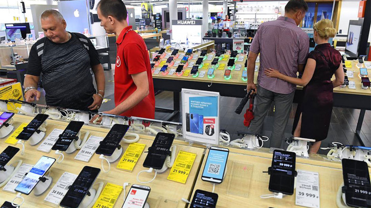 В России растёт поток серых и контрафактных смартфонов
