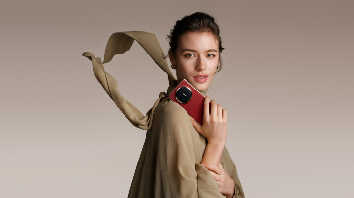  Huawei Mate X6      