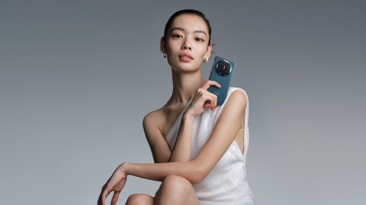  Huawei Mate X6      