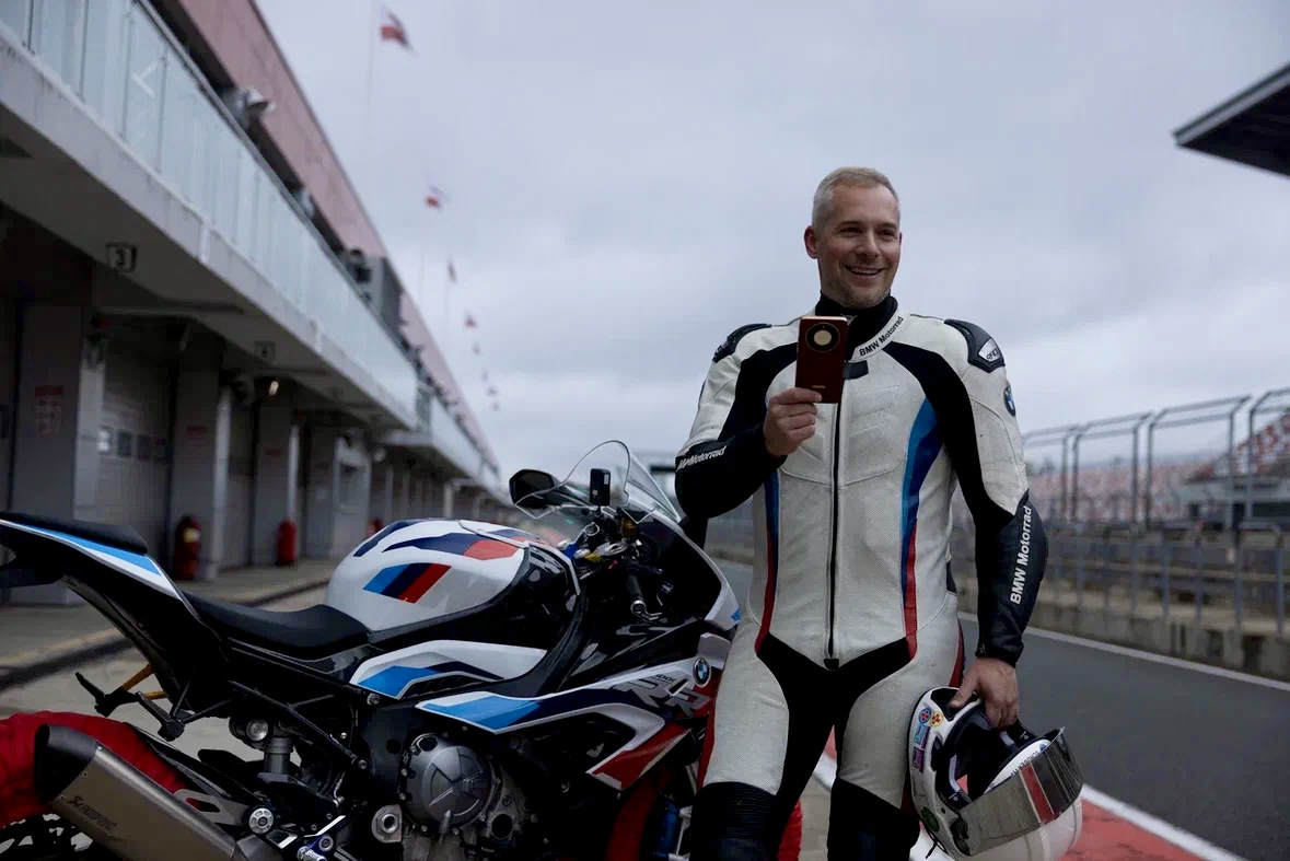 Honor X9d снова кто-то попытался разбить. Получилось?